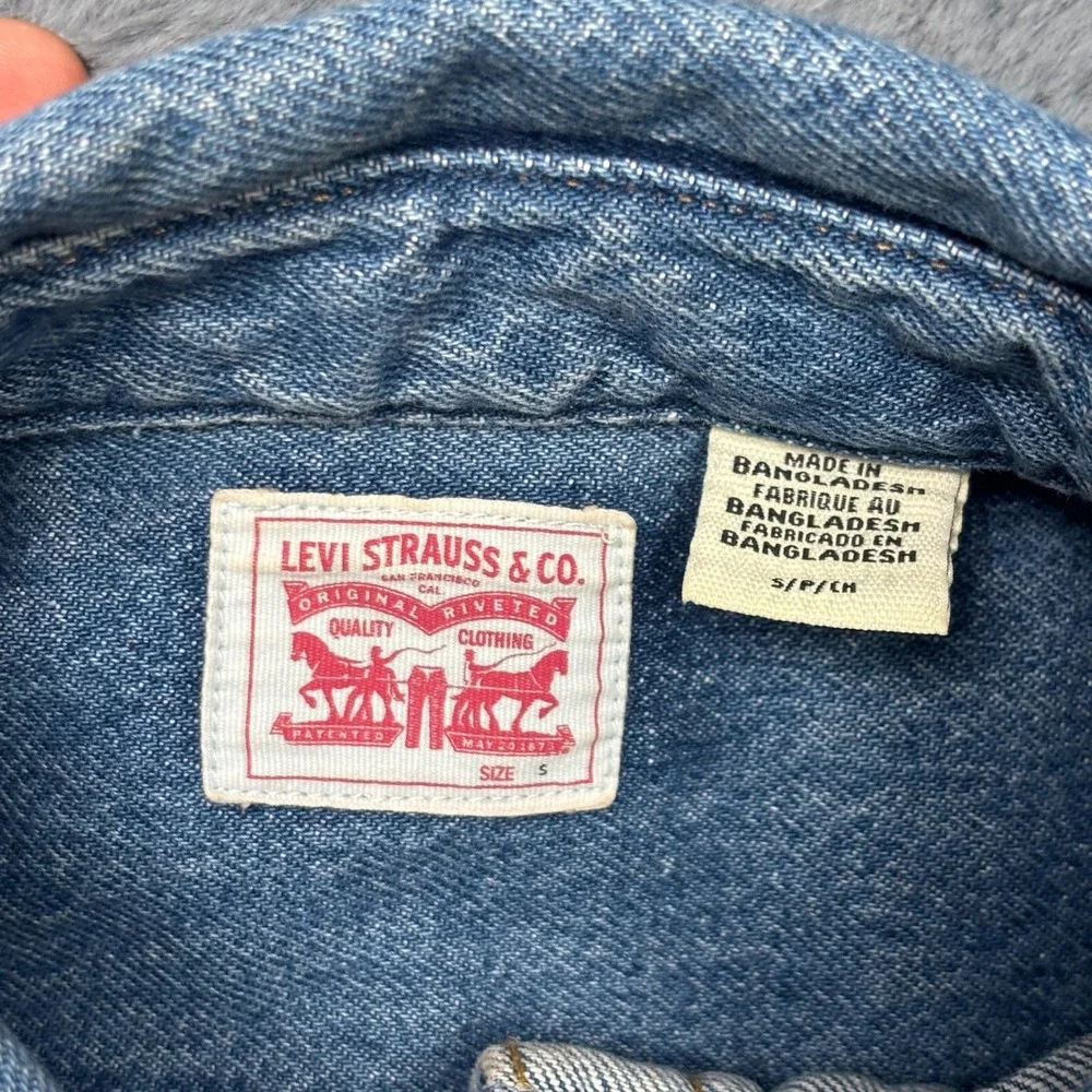 Levis Western Denim Shirt Mens Small Light Wash Snap Front Cotton 10569